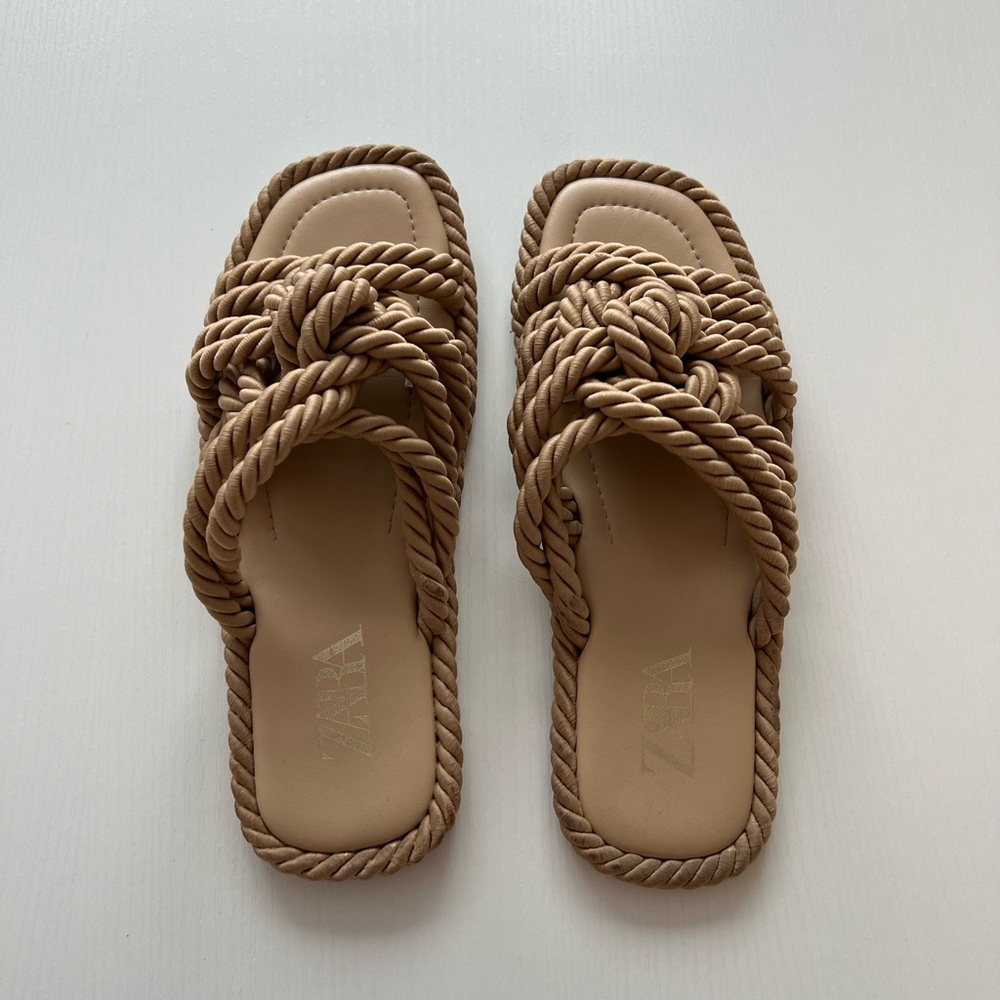 Zara Brown Knotted Flip Flops Sandals Size 9